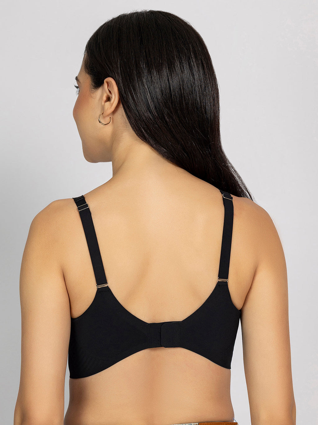 Chelvet Black Seamless Padded Bra