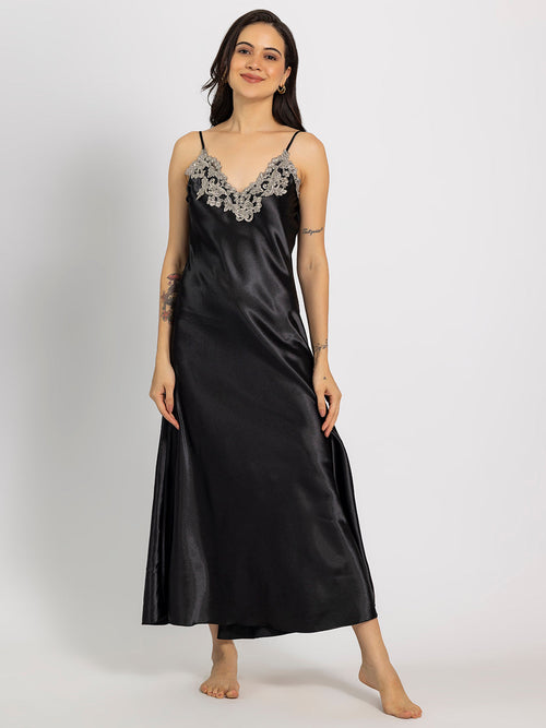 Black Maxi Night Dress with Full-Sleeve Robe
