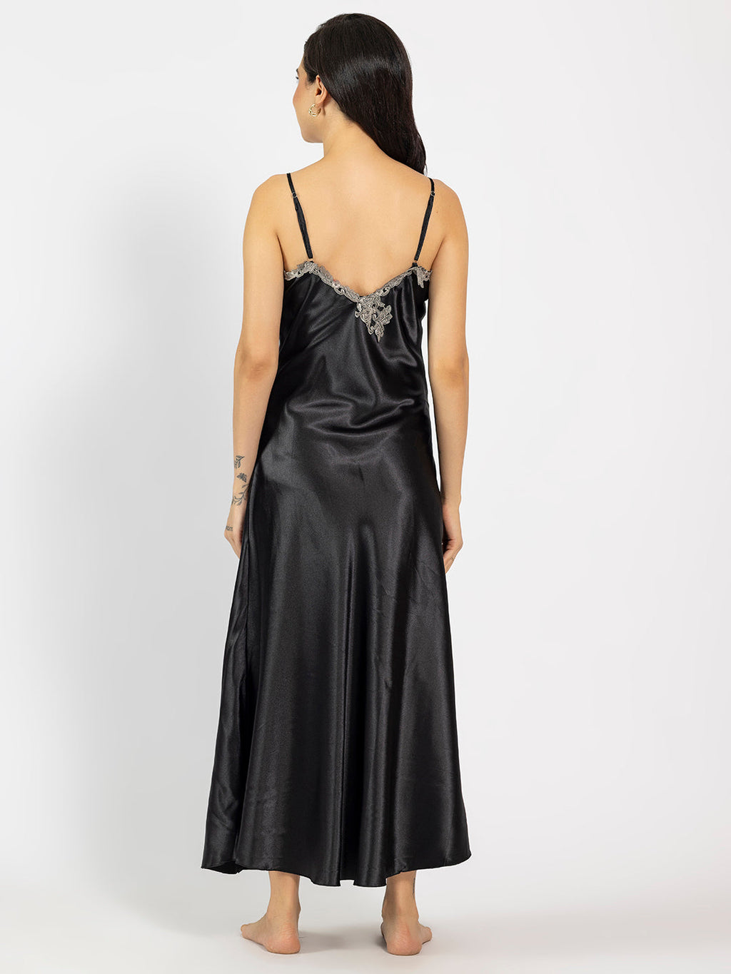 Black Maxi Night Dress with Full-Sleeve Robe