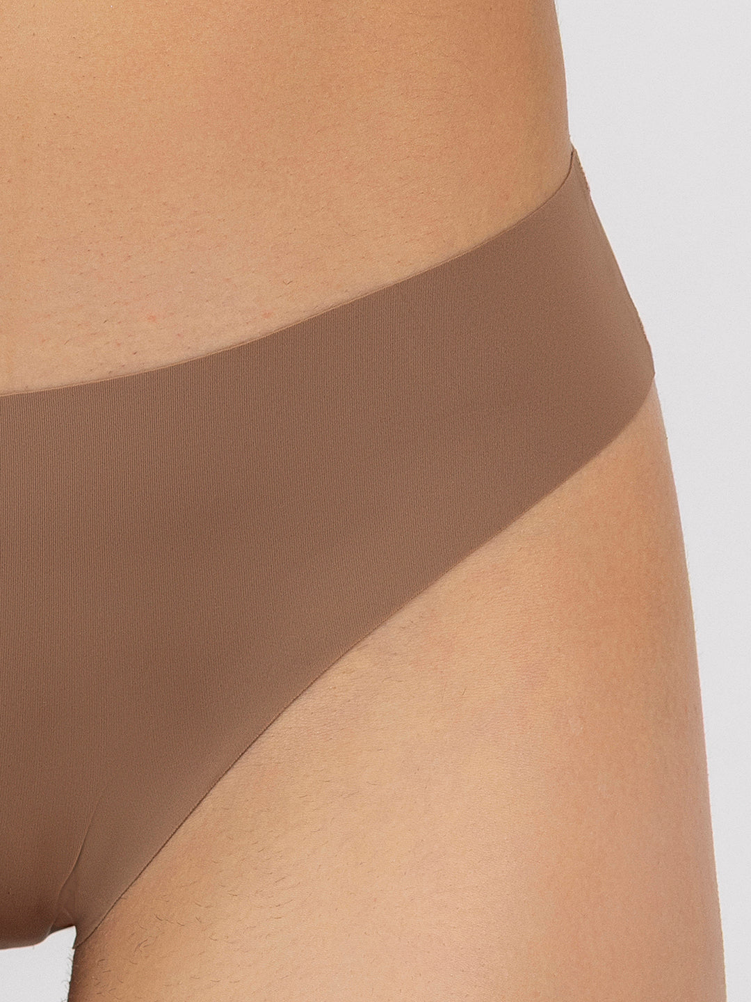 Chelvet Light Brown Seamless Lingerie Set